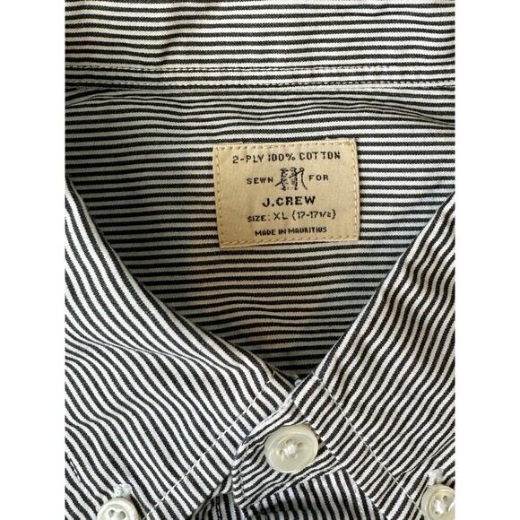 J. CREW 100% cotton, buttoned shirt, Size XL - Picture 9 of 9